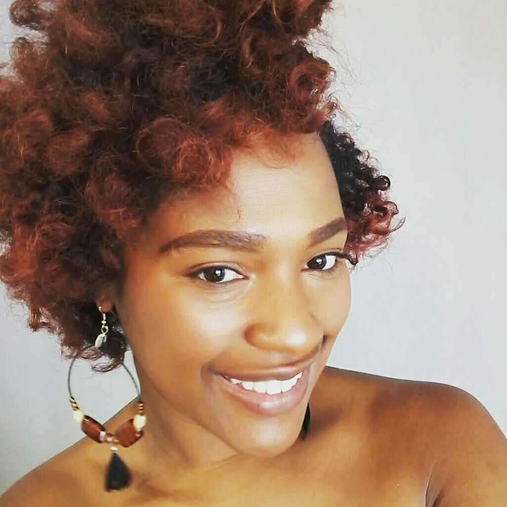 Meet your Posher, Carissa